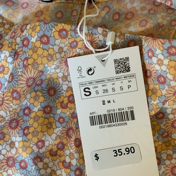 Zara pants - Picture 3 of 3